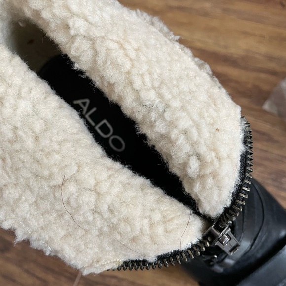 Black peep toe booties size 6 - Picture 4 of 5